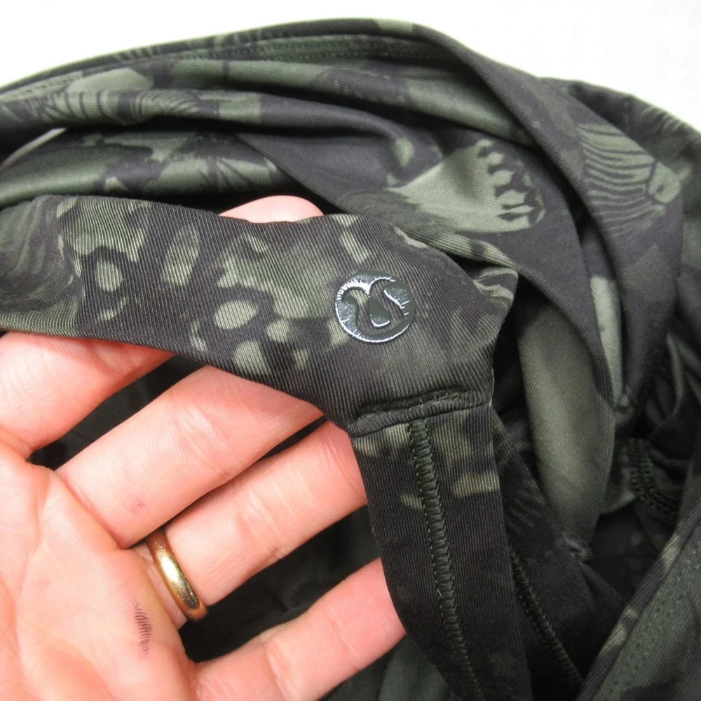 Lululemon Top Womens 4 Green Butterfly Print‎ Racerback Padded Wrap It Up Tank
